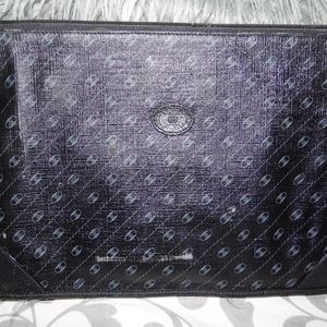 Gucci Cosmetic/Accessory Bag